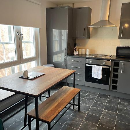 Cosy Two Bedroom Apartment Bishop Auckland Exterior photo